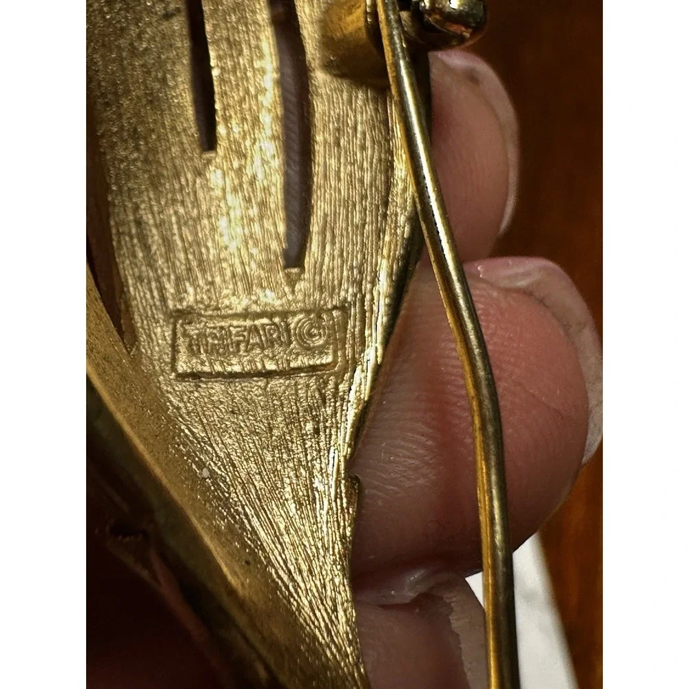 Vintage Trifari Brushed Gold Tone‎ Floral Brooch Pin Mid Century Modernist AS IS